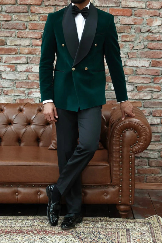 Men's Green Velvet Double Breasted Tuxedo Suit Elegant & Classic Wedding Wear Dinner Party Suits