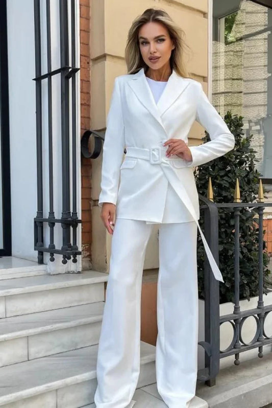 Women's White Belted Blazer Wedding Suit, Event wear Double Breasted 2 Piece Suit for Her
